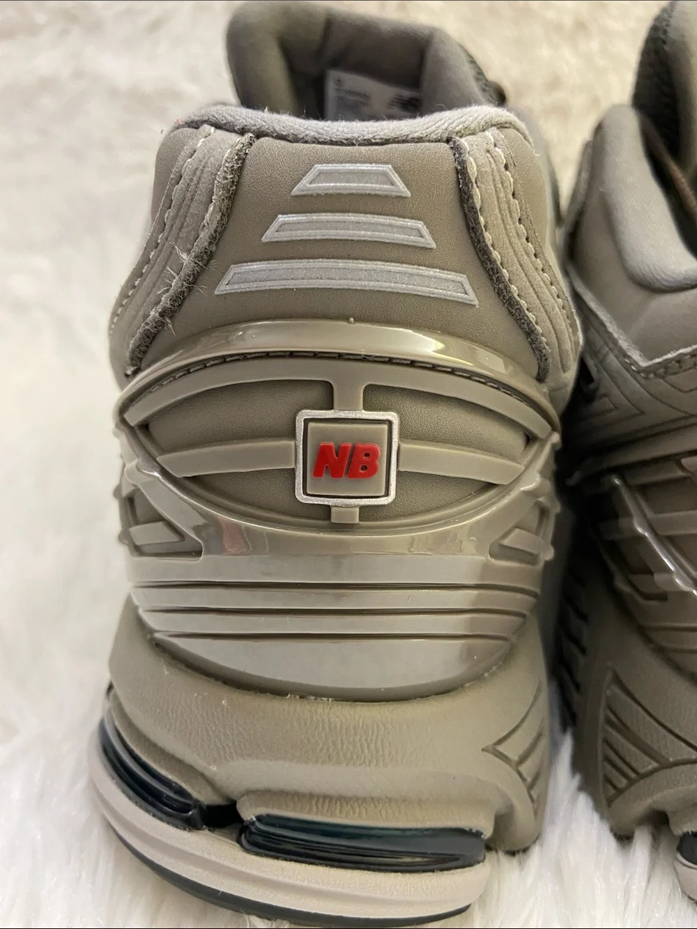New Balance 1906R Men's Low Top Grey  Sneakers with Navy Accents.Size-11